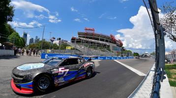 Tough Breaks for Silver Hare on Streets of Nashville